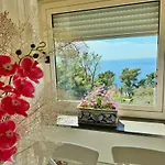 Azul Oda ve Kahvaltı